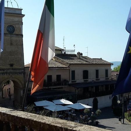Relax In Piazzetta Casa E Appartamento Per Vacanze Trevignano Romano Værelse billede