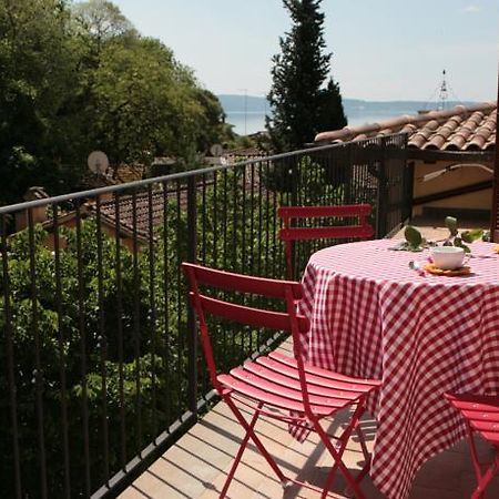 Relax In Piazzetta Casa E Appartamento Per Vacanze Trevignano Romano Værelse billede