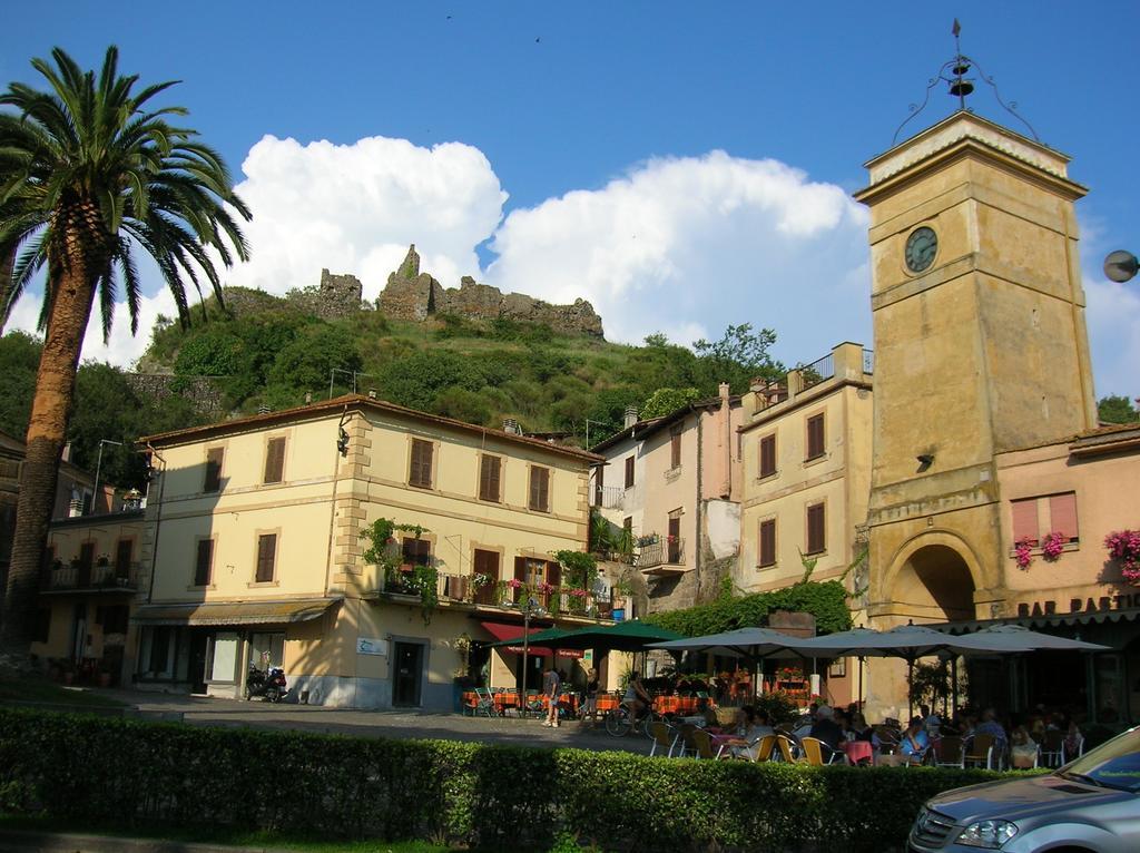 Relax In Piazzetta Casa E Appartamento Per Vacanze Trevignano Romano Eksteriør billede