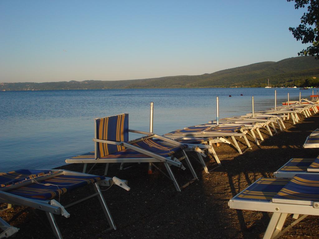 Relax In Piazzetta Casa E Appartamento Per Vacanze Trevignano Romano Eksteriør billede