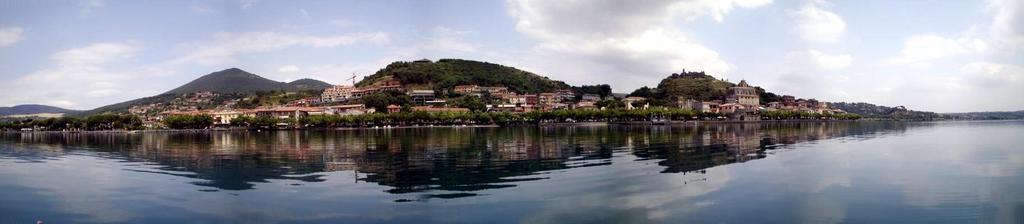 Relax In Piazzetta Casa E Appartamento Per Vacanze Trevignano Romano Eksteriør billede